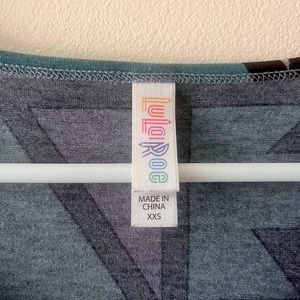 Lularoe Women’s Shirt 80’s
